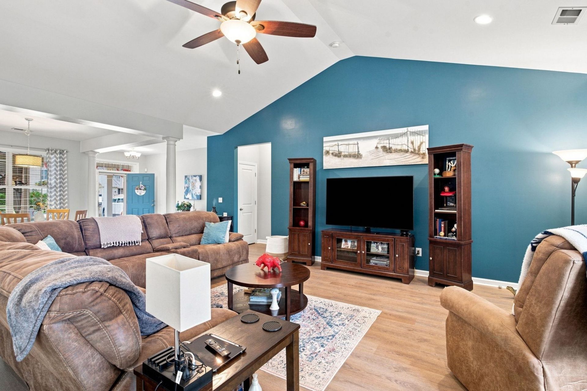 437 Coral Harbor Dr. Photo 25