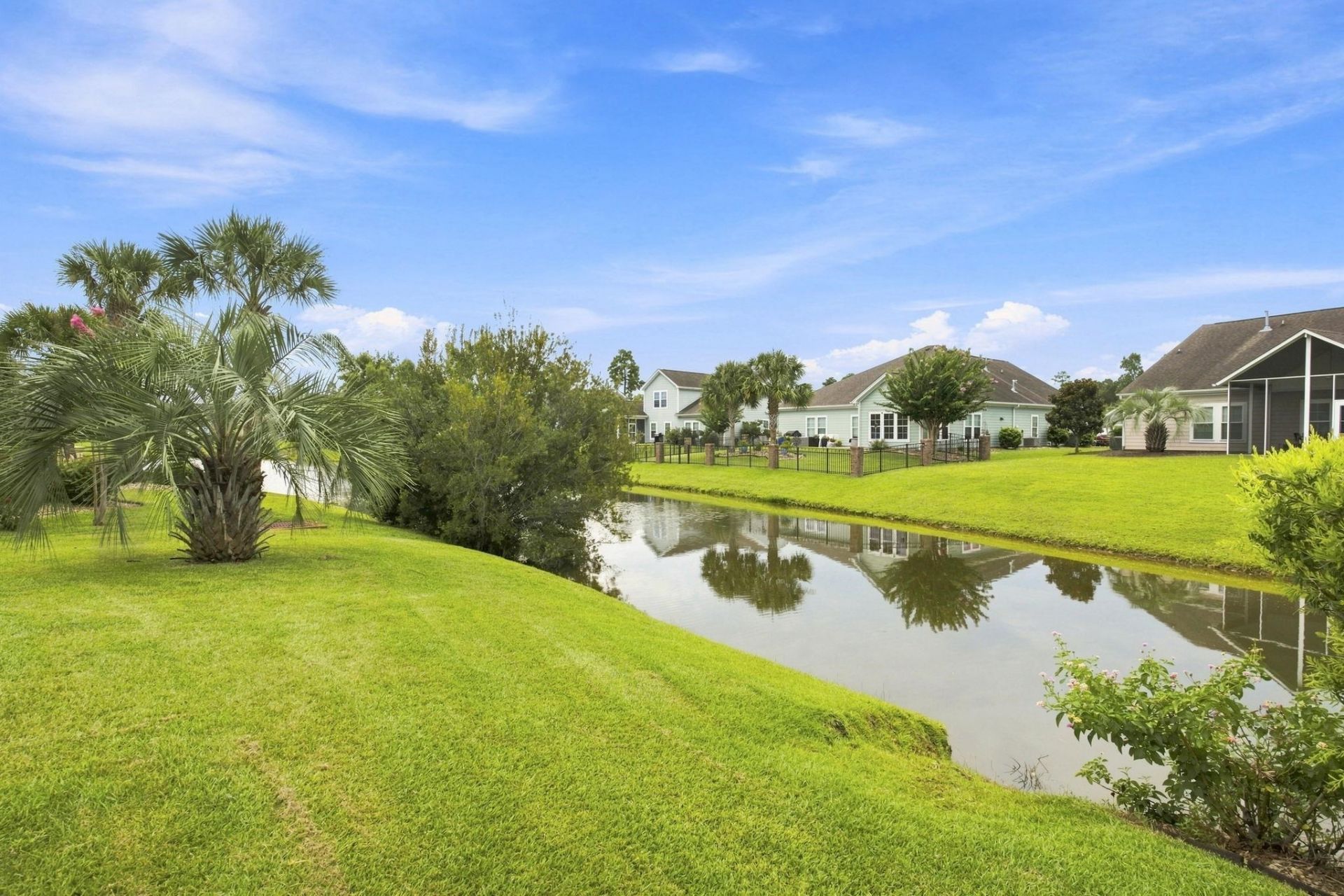 437 Coral Harbor Dr. Photo 39