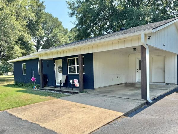 10183 Crescent Drive , Dardanelle, AR 72834