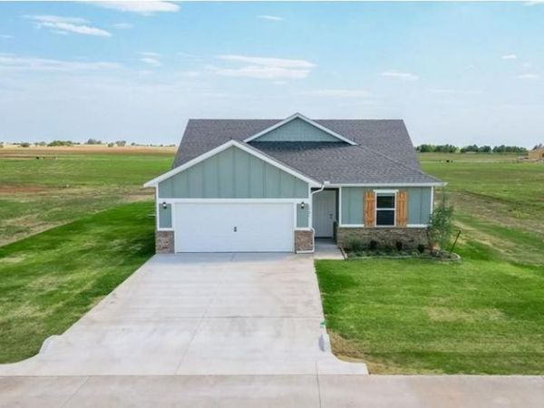 1721 Elm Circle, Tuttle, OK 73089