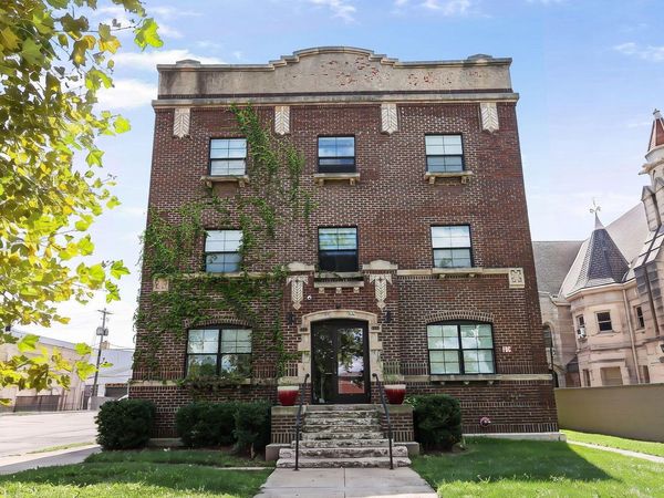 595 E Broad Street , Columbus, OH 43215
