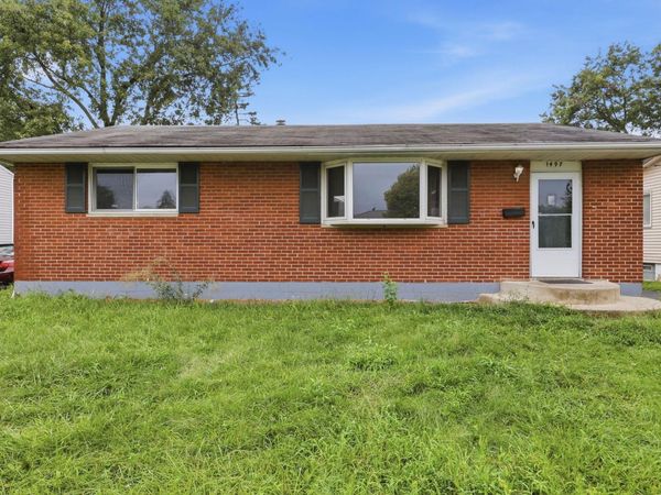 1497 Selkirk Road , Columbus, OH 43227