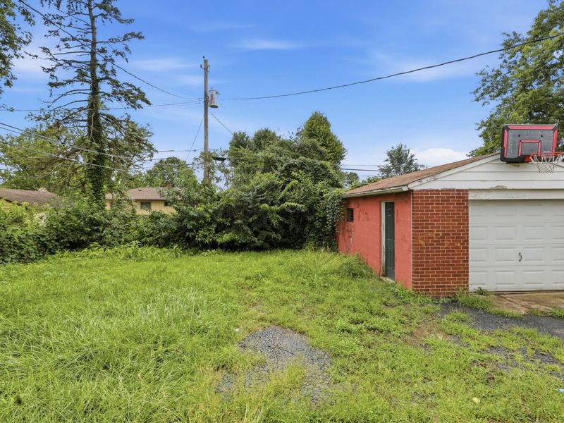 1497 Selkirk Road , Columbus, OH 43227 Photo 33