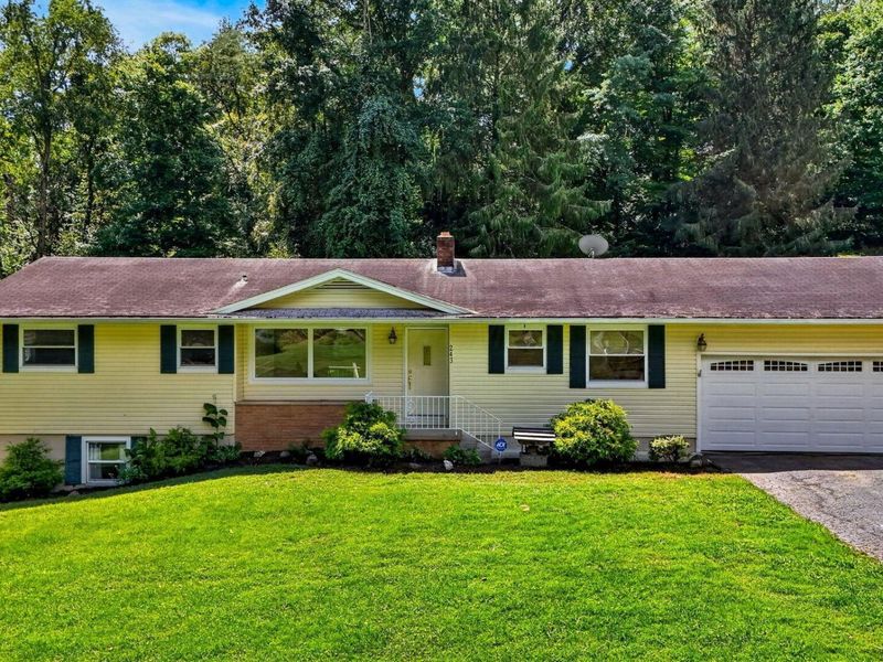243 Lynwood Lane, Lancaster, OH 43130 Photo 5
