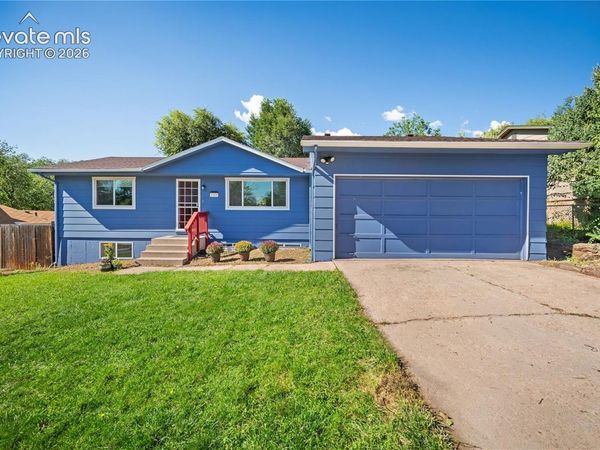 3359 W Bijou Street, Colorado Springs, CO 80904
