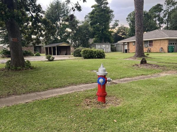 1201 Lawrence St, Lutcher, LA 70071