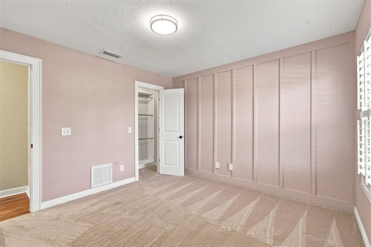 1109 S Pine Lake Drive, Tampa, FL 33612 Photo