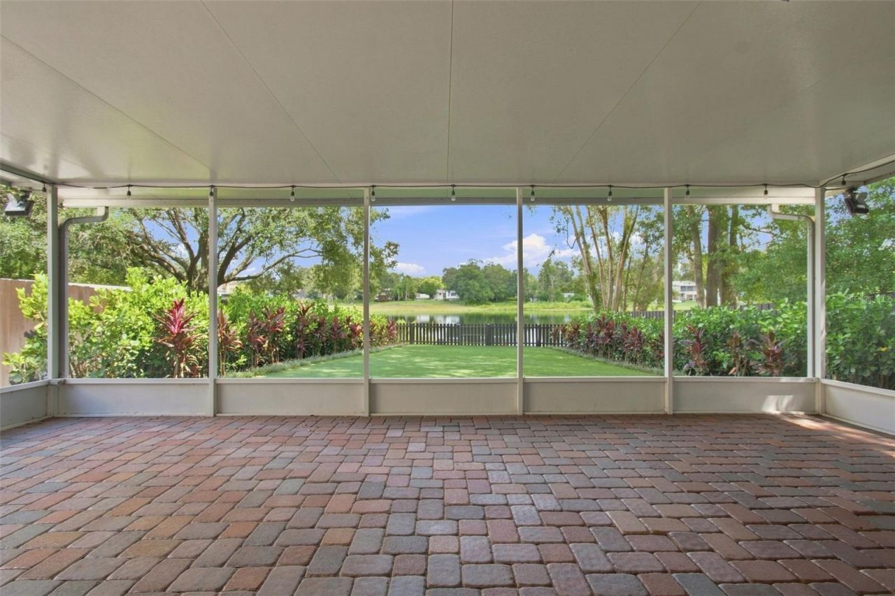 1109 S Pine Lake Drive, Tampa, FL 33612 Photo