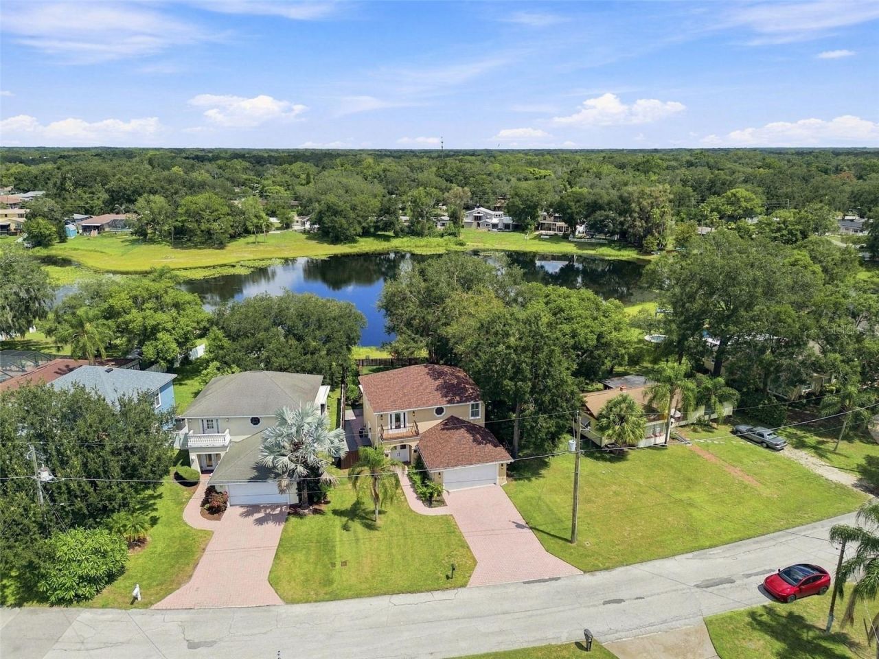 1109 S Pine Lake Drive, Tampa, FL 33612 Photo