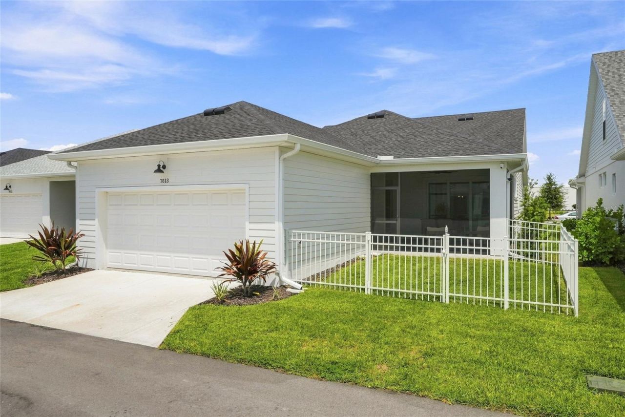 7618 Seaflower Parkway , Bradenton, FL 34210 Photo