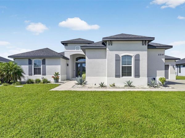 5218 LAKE VENICE DRIVE, WIMAUMA, FL 33598