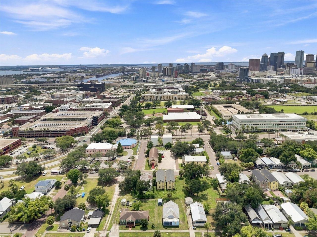 942 E 11th Avenue , Unit 1, Tampa, FL 33605 Photo