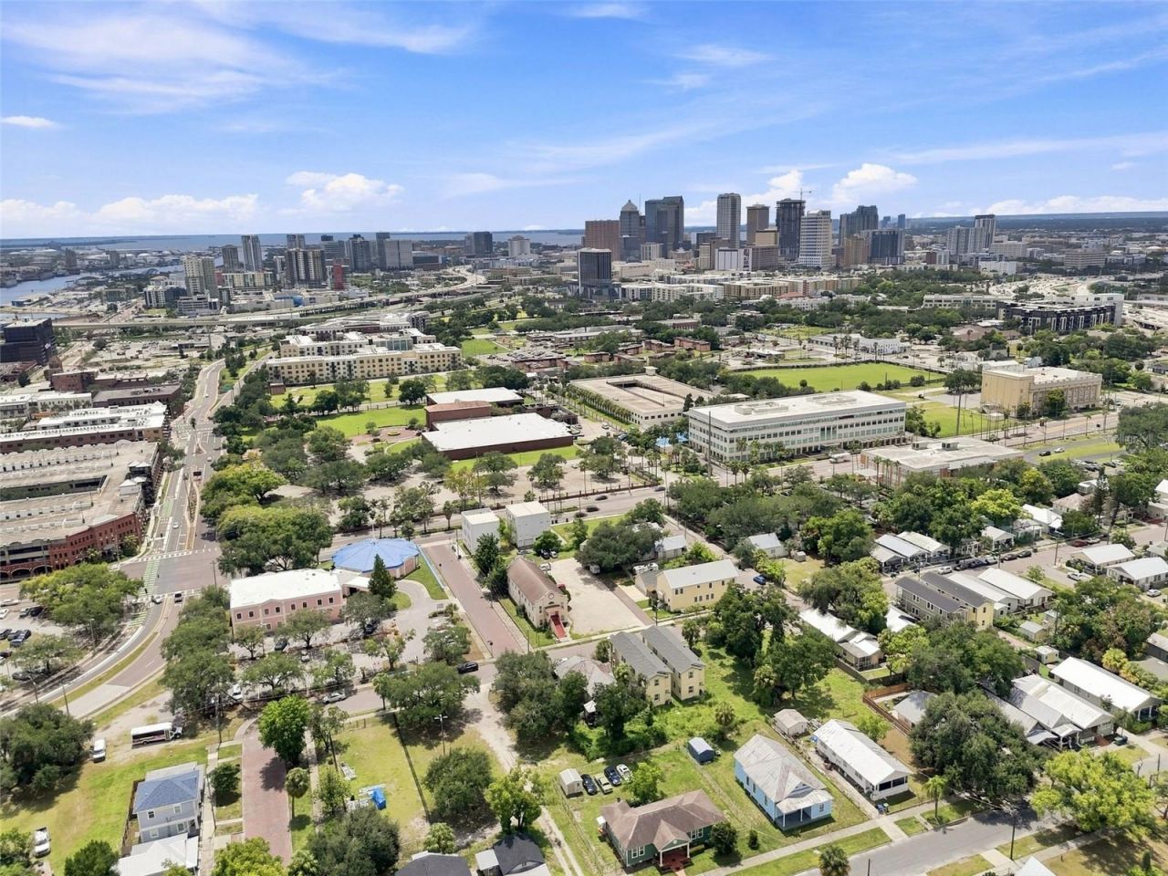 942 E 11th Avenue , Unit 1, Tampa, FL 33605 Photo