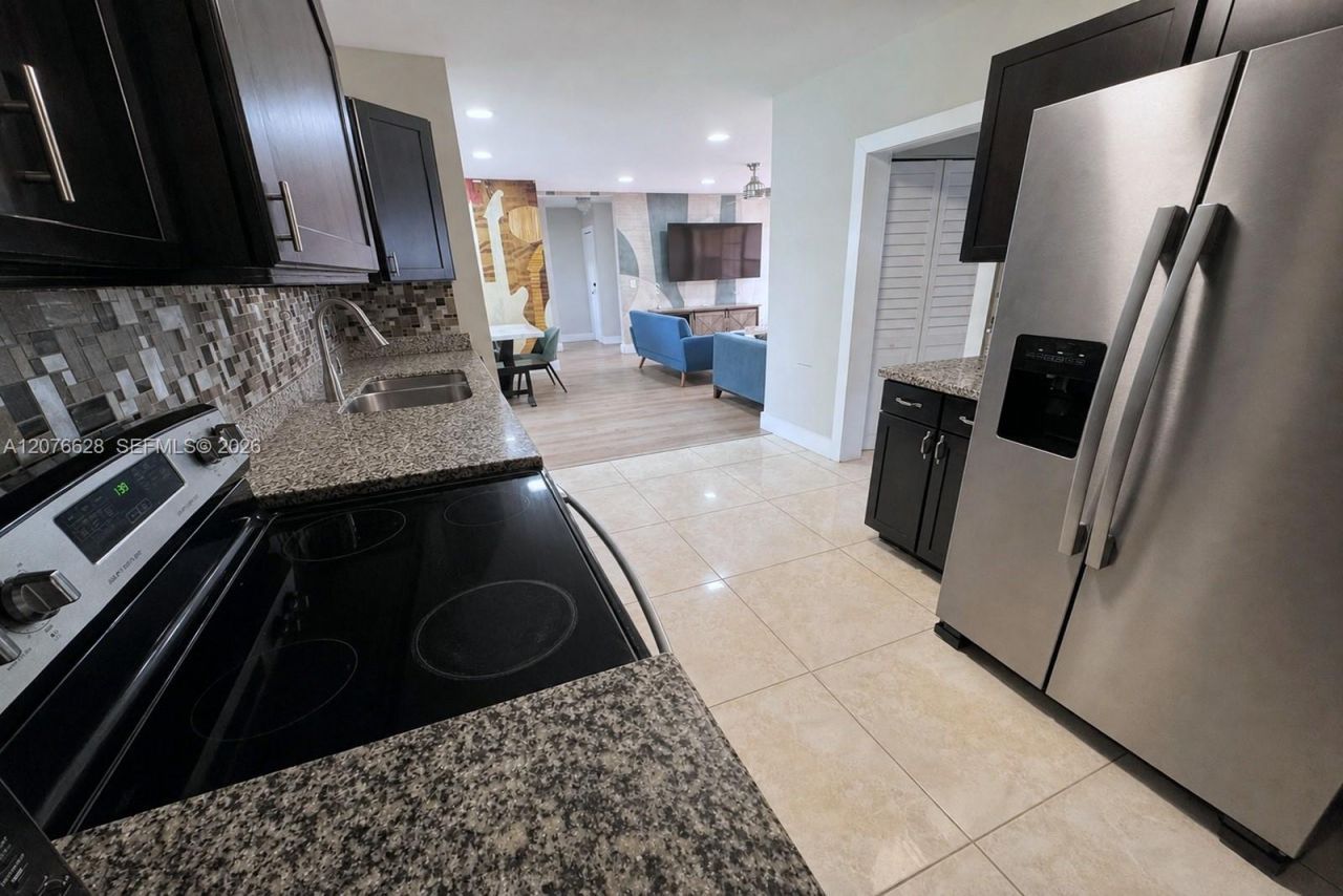 6511 Park St, Hollywood, FL 33024 Photo