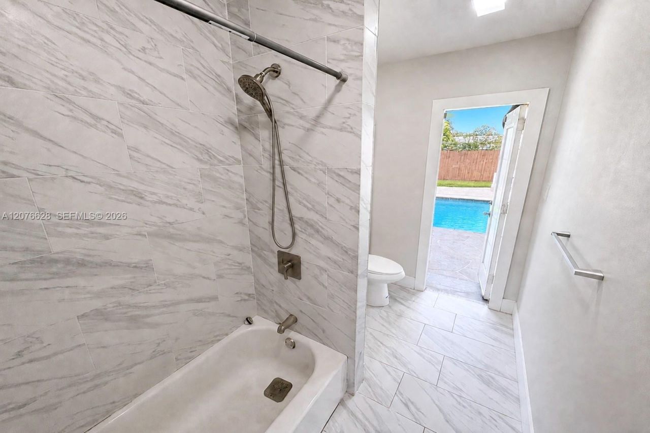 6511 Park St, Hollywood, FL 33024 Photo