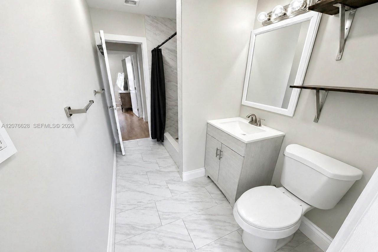 6511 Park St, Hollywood, FL 33024 Photo