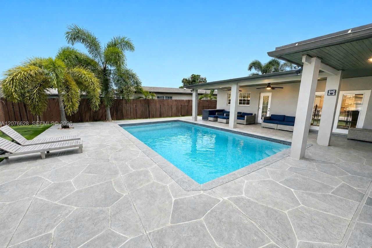 6511 Park St, Hollywood, FL 33024 Photo