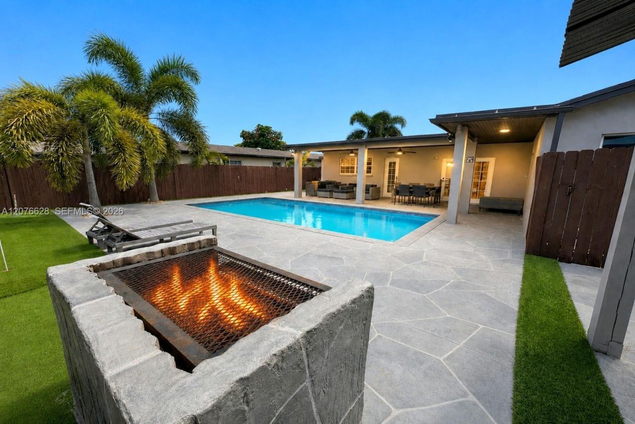 6511 Park St, Hollywood, FL 33024 Photo