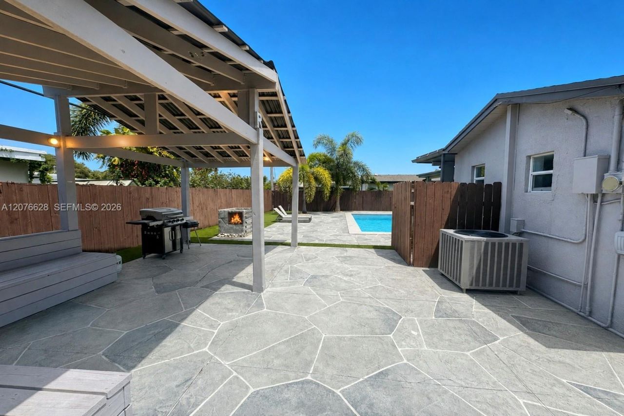 6511 Park St, Hollywood, FL 33024 Photo