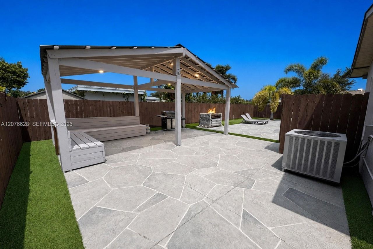 6511 Park St, Hollywood, FL 33024 Photo