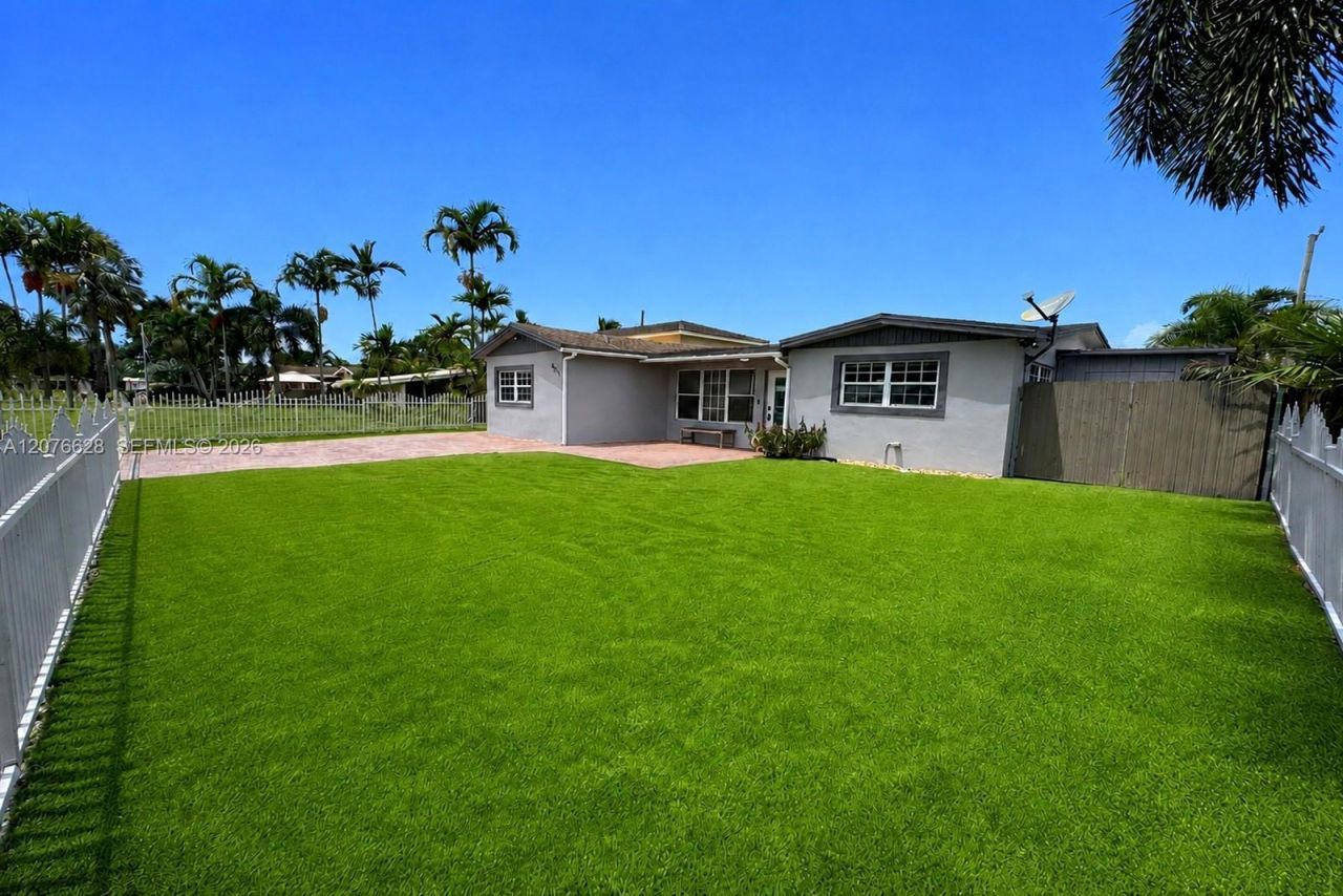 6511 Park St, Hollywood, FL 33024 Photo