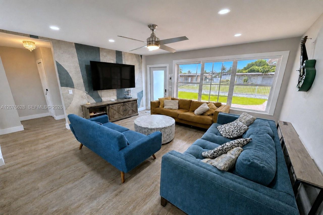 6511 Park St, Hollywood, FL 33024 Photo