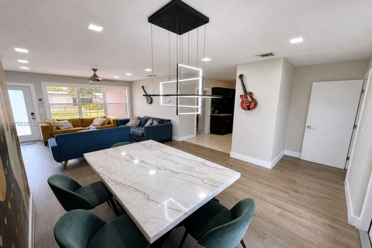 6511 Park St, Hollywood, FL 33024 Photo