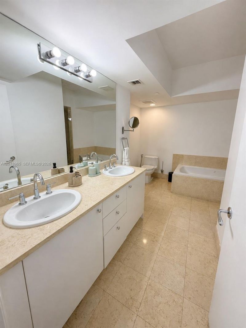 Please Call For Address, Unit 718, Aventura, FL 33180 Photo