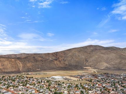 18671 Village Center Drive, Reno, NV 89508 Photo
