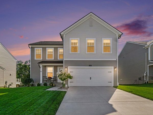 357 Sandhill Court, White Lake, MI 48386