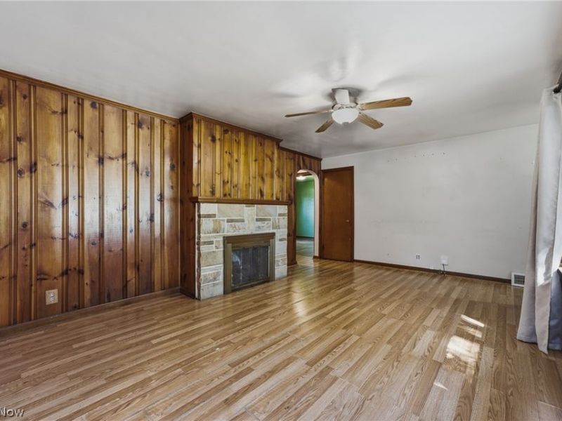 225 19th Street NE, Massillon, OH 44646 Photo 22