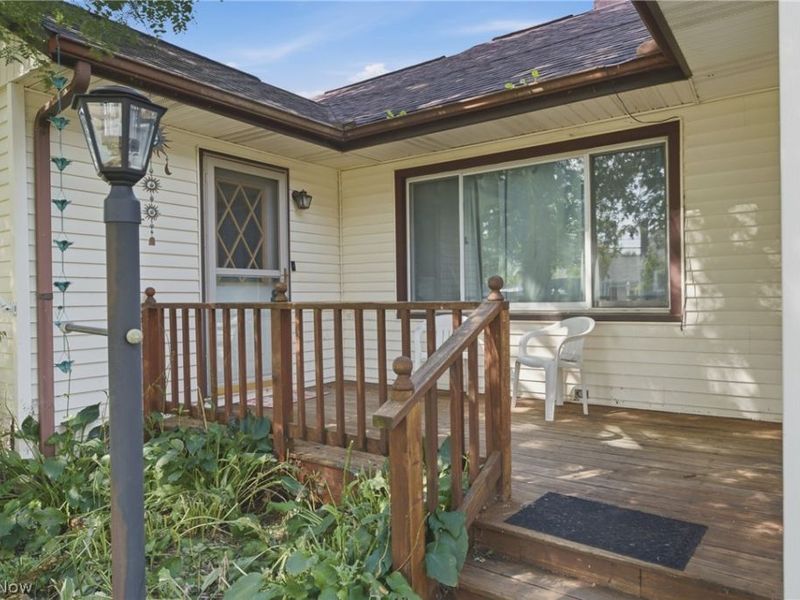 225 19th Street NE, Massillon, OH 44646 Photo 4