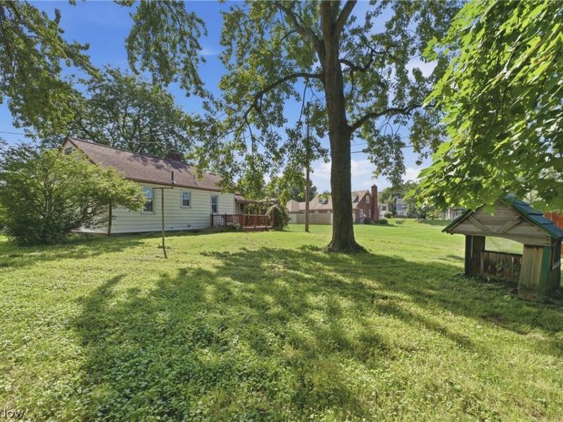 225 19th Street NE, Massillon, OH 44646 Photo 8
