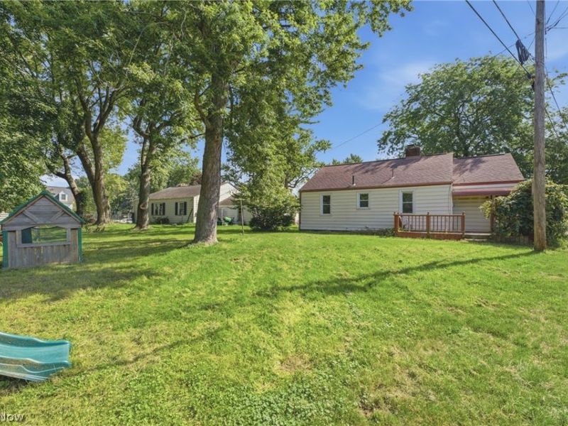 225 19th Street NE, Massillon, OH 44646 Photo 9
