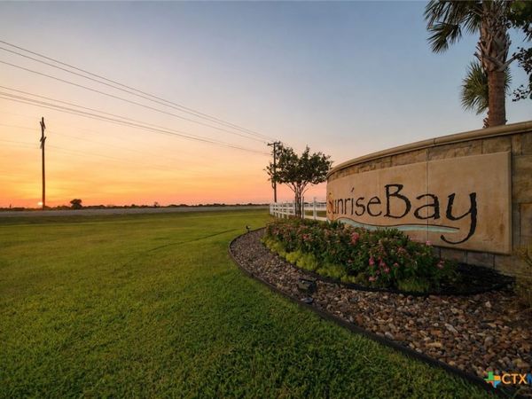 5 Sunrise Bay Drive, Port Lavaca, TX 77979