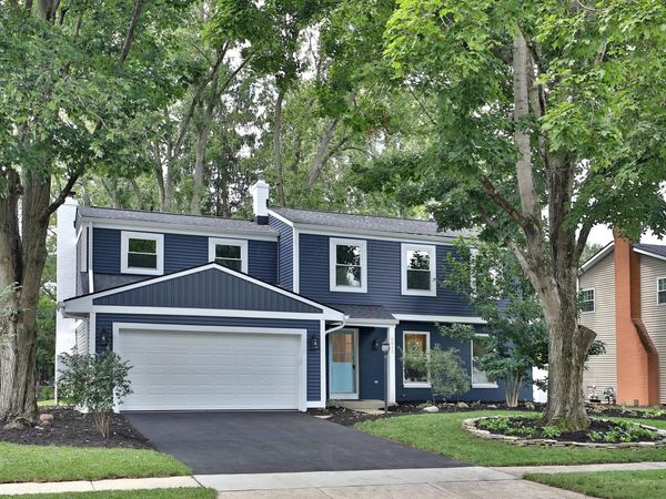 6815 Bowerman Street W, Worthington, OH 43085
