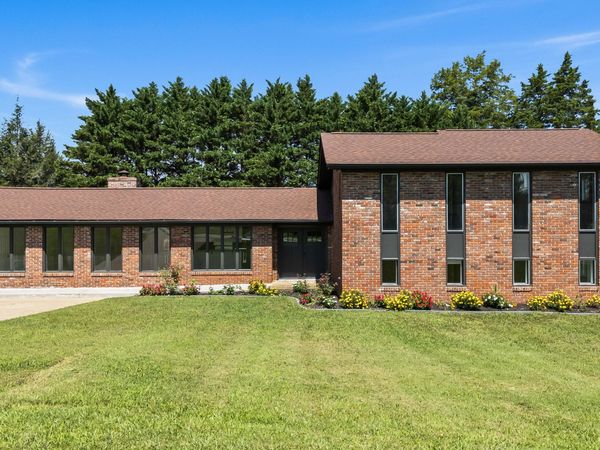 101 Westland Drive, Clinton, TN 37716