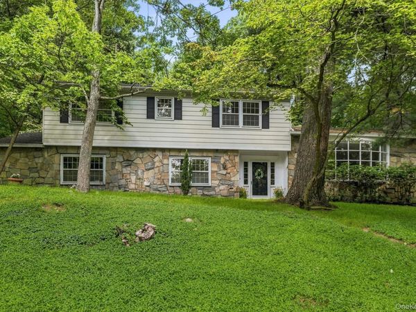 75 Pleasant Ridge Drive , Poughkeepsie, NY 12603