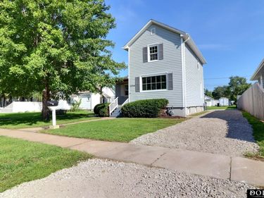 1324 E 5th Street, Fremont, NE 68025