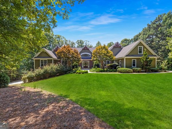 190 Dukes Court, Brooks, GA 30205