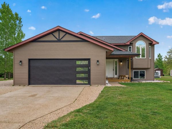 14216 314th Avenue NW, Princeton, MN 55371