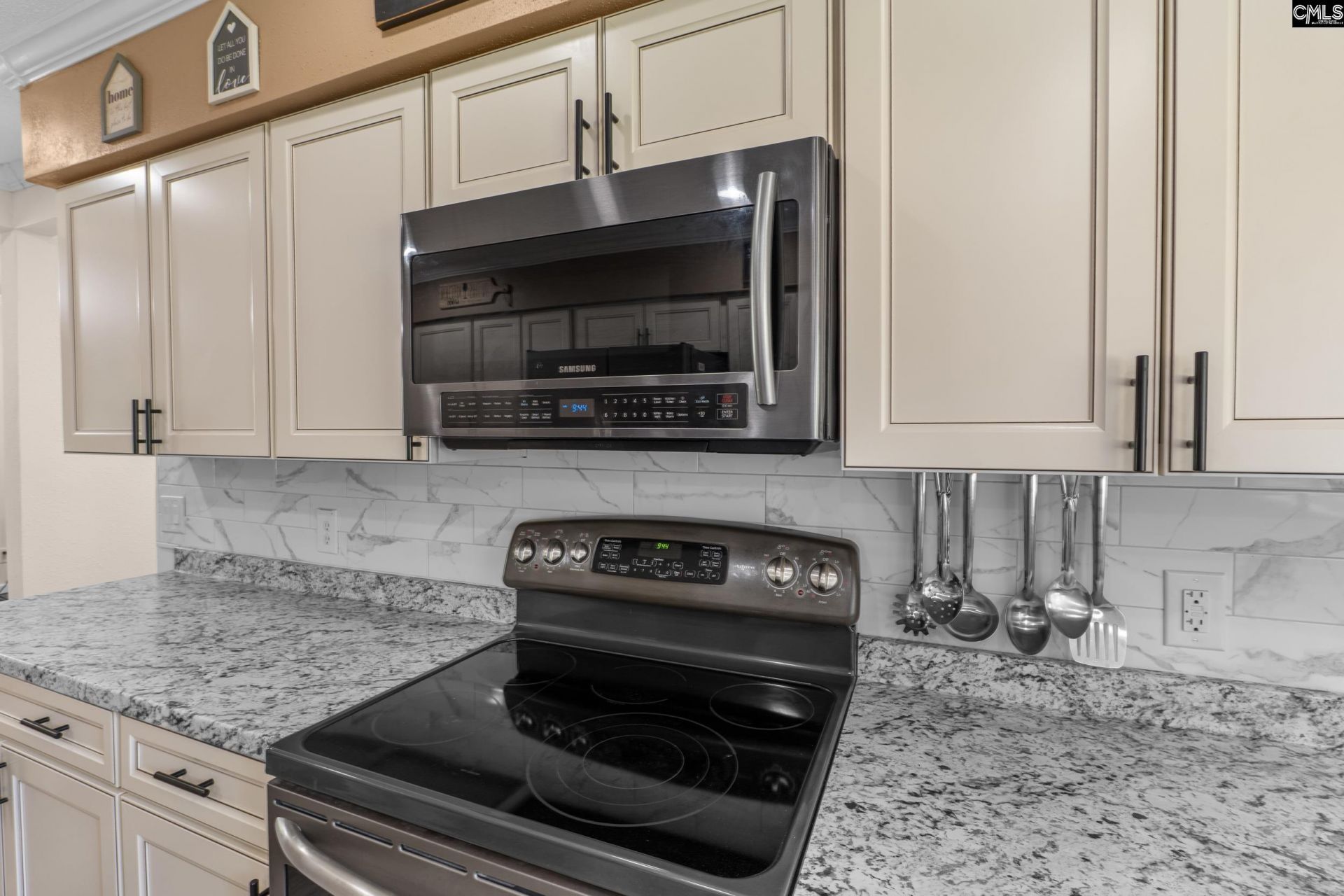 890 Pine Forest Trail  Photo 6