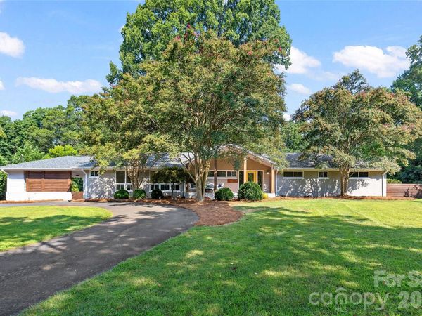 1222 Burtonwood Circle, Charlotte, NC 28212