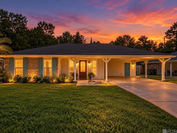 15351 Country Rd, Greenwell Springs, LA 70739