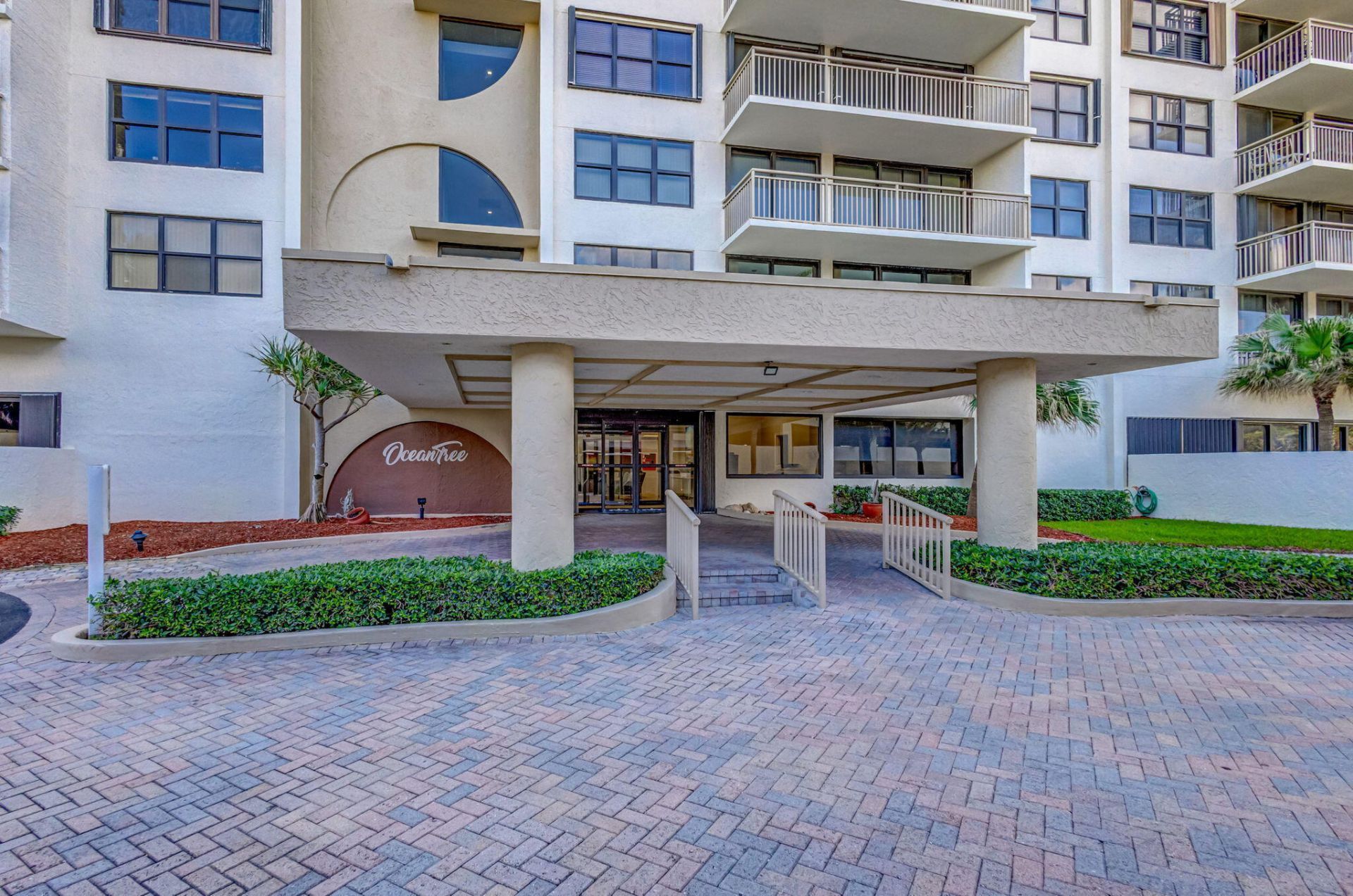 3400 N Ocean Drive, Unit ph, West Palm Beach, FL 33404 Photo