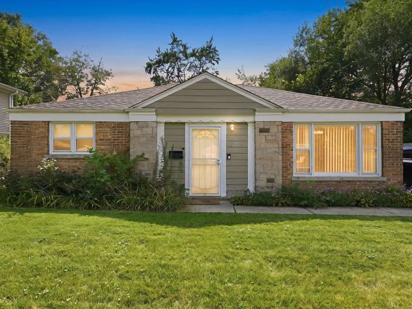 321 Minocqua Street , Park Forest, IL 60466