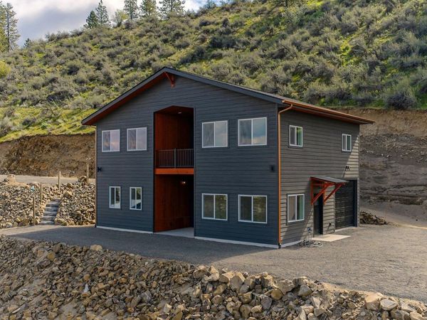 42840 N Buckhorn Dr, Deer Meadows, WA 99122
