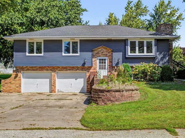 202 North Street, Zearing, IA 50278
