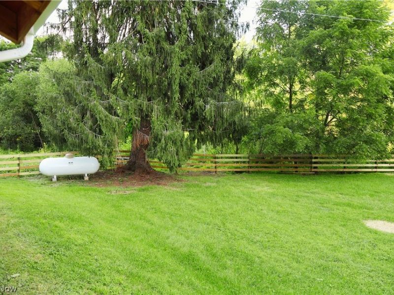 24981 Township Road 26 Road, Coshocton, OH 43812 Photo 9