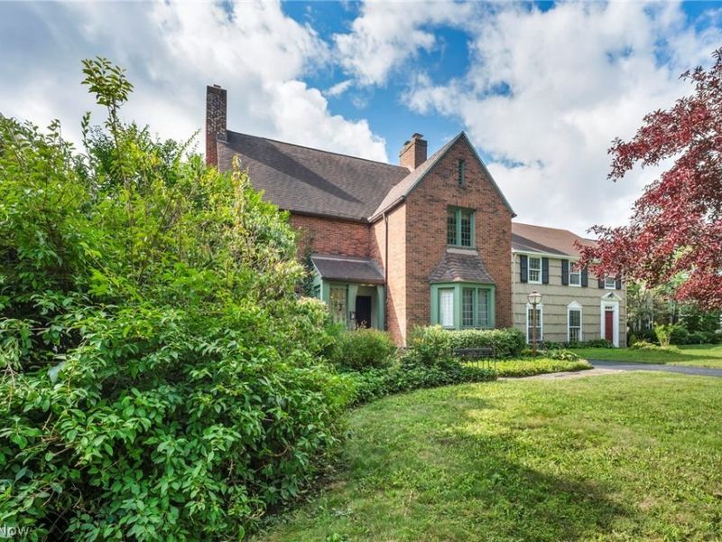 18126 Lomond Boulevard, Shaker Heights, OH 44122 Photo 5